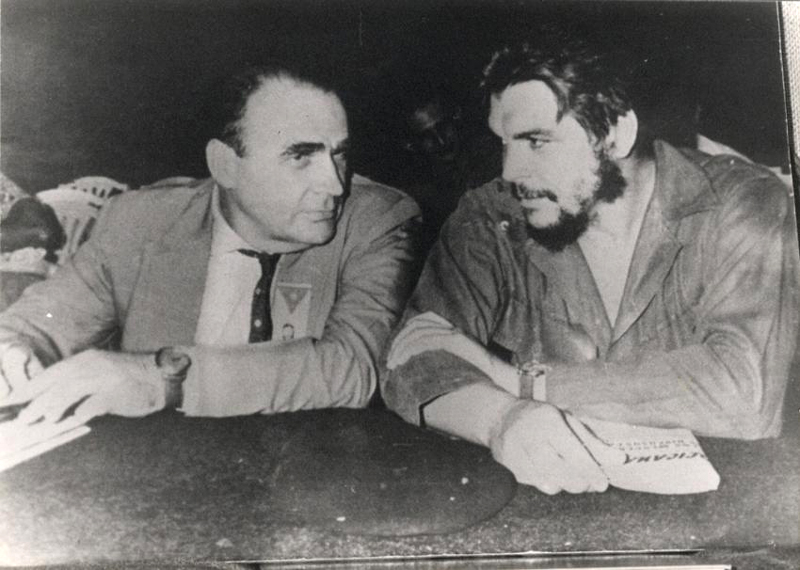 Enrique Lister y Ernesto “Che” Guevara.